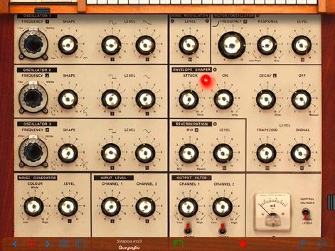 Nicht nur das Aussehen des iVCS3 liegt sehr nahe beim Original, auch Klang und Bedienung erinnern stark an den Klassiker.