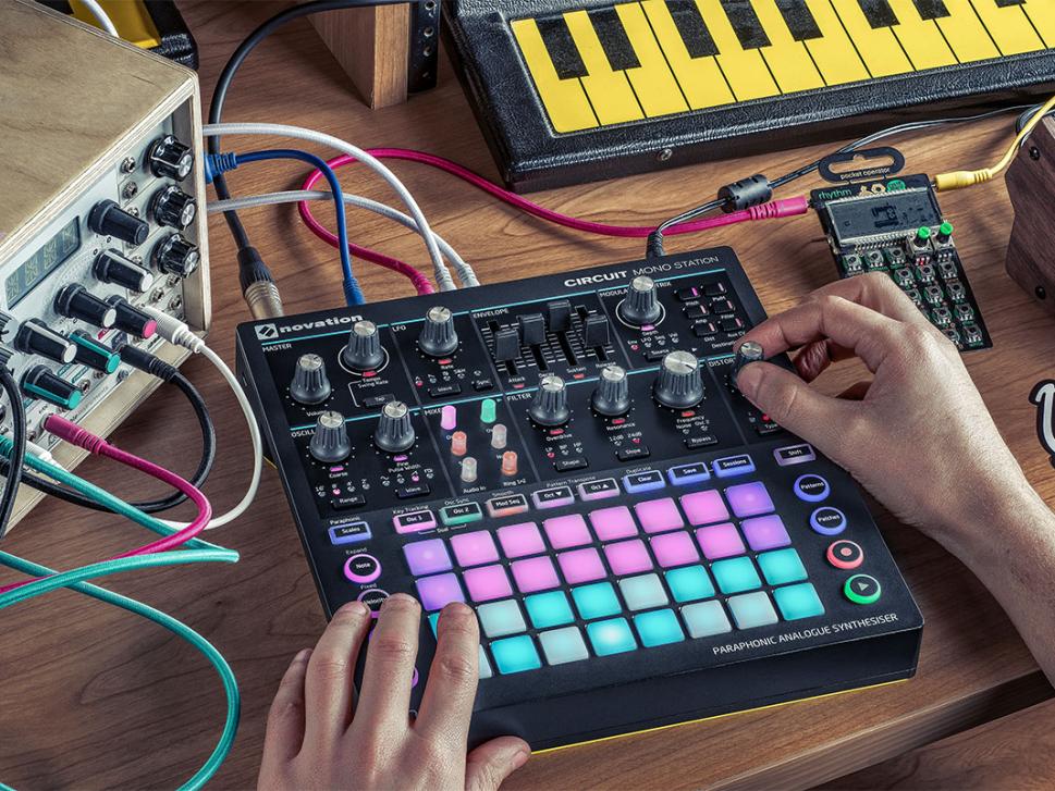 Novation Circuit Mono Station