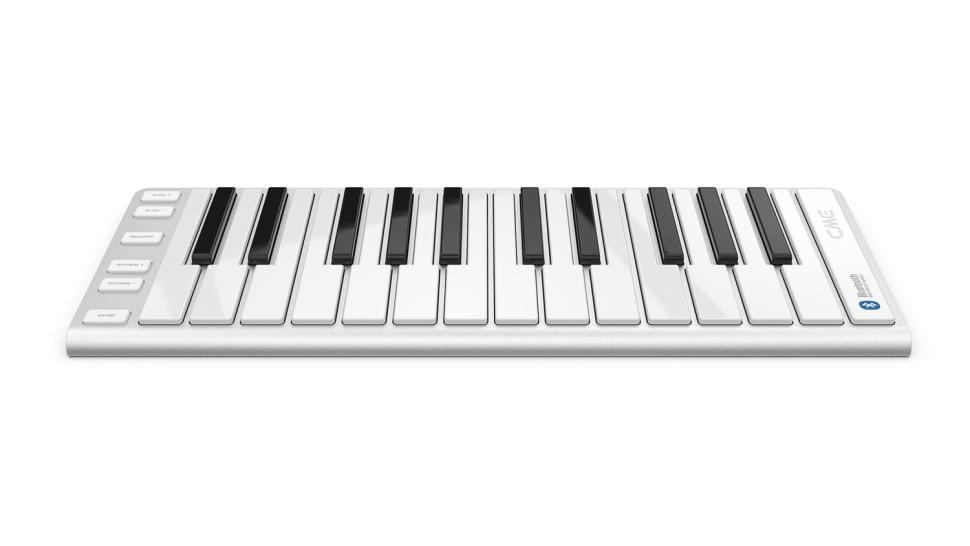 Über die App Xkey Plus lässt sich der Controller umfangreich konfigurieren und z.B. einer Taste statt eines Notenwertes auch ein MIDI-Controller zuweisen.