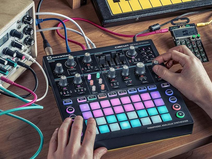 Novation Circuit Mono Station