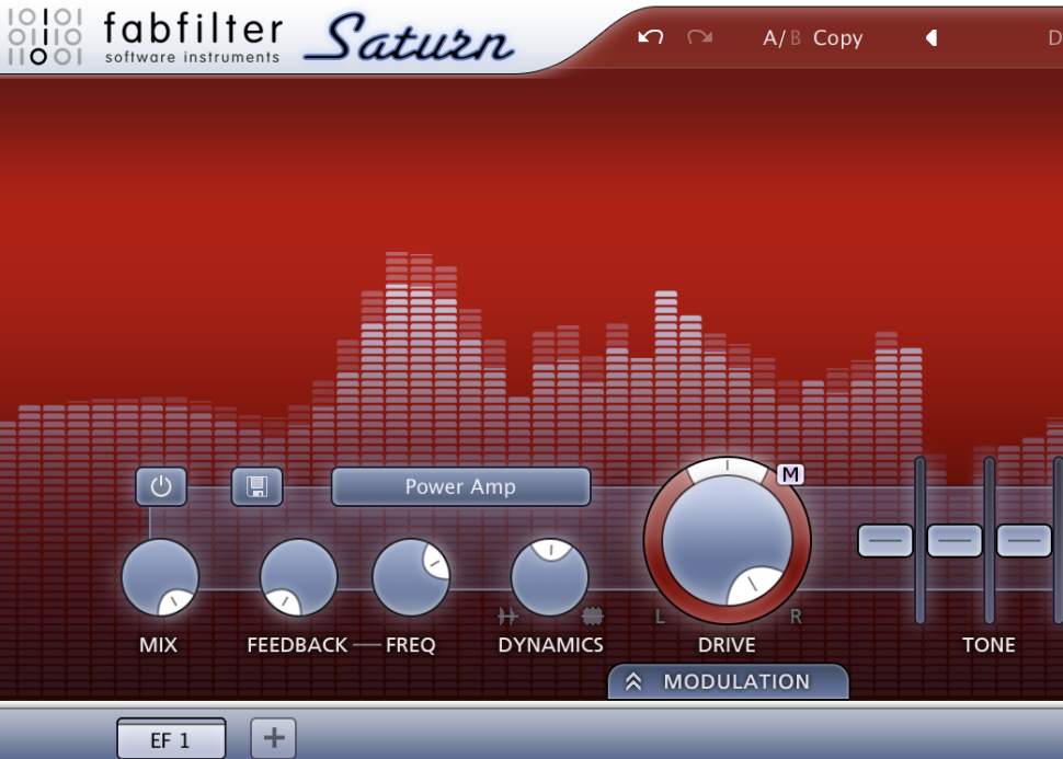 3 Verzerrer: Der wichtigste Part folgt nun mit einem Distortion-Effekt. Auch hier bleiben wir mit Saturn bei FabFilter, denn wir benötigen einen Envelope Follower im Plug-in. Alternativ können Sie die Freeware Dystroyed verwenden. Damit der Sound richtig kracht, wählen wir den Power Amp als STYLE und drehen DRIVE voll auf. Blenden Sie die Modulationen ein.