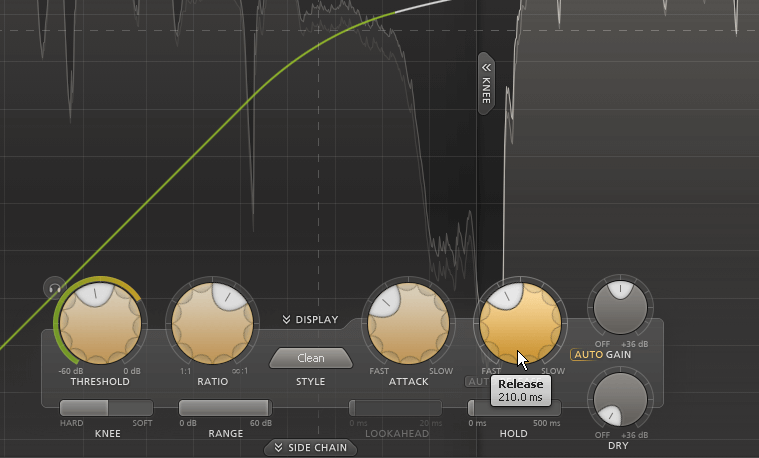 4 Zeitkonstanten: Tasten Sie sich dann langsam an den optimalen Wert heran. Deaktivieren Sie dabei hin und wieder den Audition-Modus, um das Resultat besser beurteilen zu können. Ein Wert von etwa 10 ms liefert bei dem vorliegenden Audiomaterial gute Ergebnisse. Damit keine Pumpeffekte auftreten, sollte auch die Release-Zeit nicht zu gering eingestellt werden. 200 bis 400 ms sind ein guter Ausgangspunkt. 