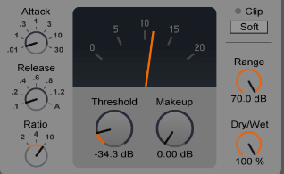 4 Threshold: Senken Sie Threshold soweit ab, bis sich eine Gain Reduction von etwa -12 dB bei den Pegelspitzen ergibt. Sie können dies mit einem VU-Meter überprüfen, das die meisten Kompressoren eingebaut haben. Sie hören einen dichten, fetten Drumsound der Marke „1-Mikrofon-Aufnahme-in Garage“, allerdings mit undefiniertem Anschlag. Schleifen Sie für die Feinarbeit einen Equalizer in die komprimierte Spur ein.