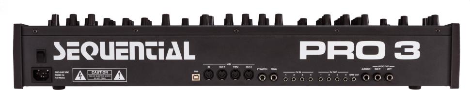 Jeweils vier CV-Eingänge und CV-Ausgänge und ein Audioeingang ermöglichen die Einbindung anderer analoger Hardware.