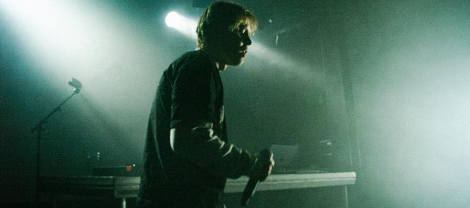 „Mein Abschlussprojekt hat mich wirklich dazu gebracht, meine EP für mein Soloprojekt fertigzustellen."