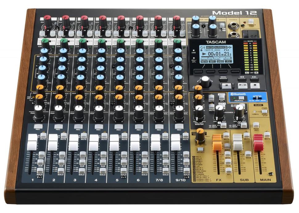 Das platzsparende und erschwingliche Model 12 vereint die Wärme und das Gefühl analoger Mischpulte mit dem effizienten Workflow und der makellosen Qualität digitaler Aufnahme- und Produktionssysteme und unterstützt Ihren kreativen Prozess von Anfang bis Ende.