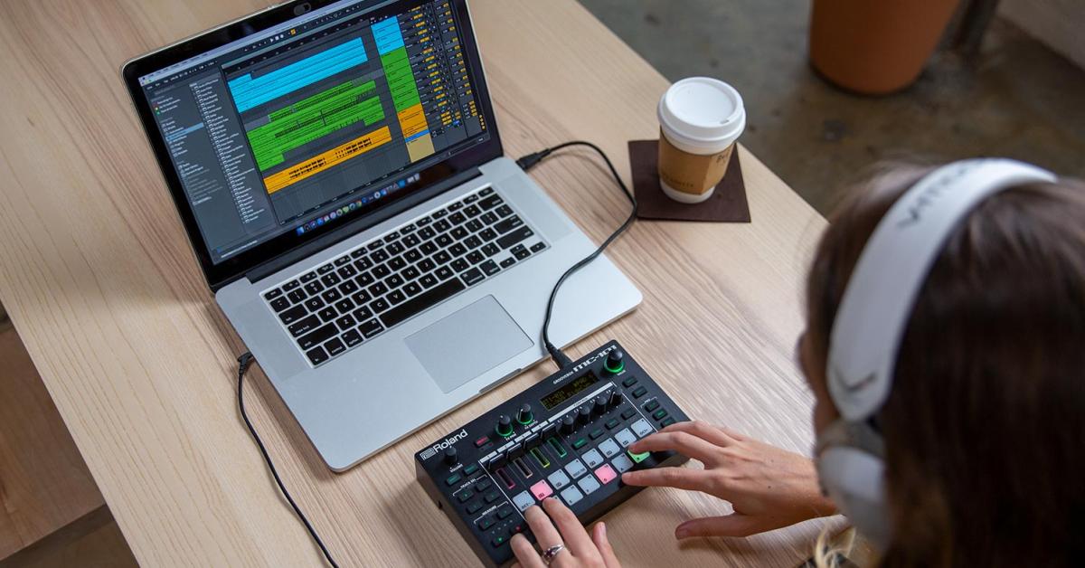Test: Roland MC-101 – Kleiner Groovebox-Gigant?