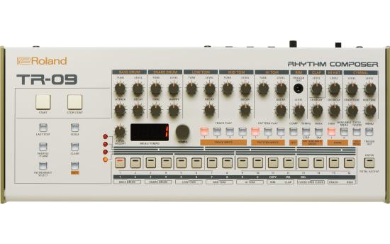 Roland TR-09: Roland hat dem alten 909-Konzept eine Frischzellenkur verpasst, um in die Zukunft durchzustarten. Hersteller: Roland
